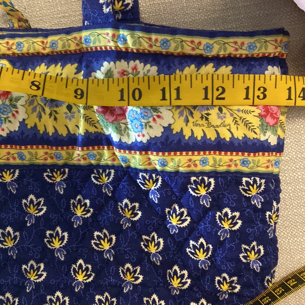 Vera Bradley quilted tote bag - Picture 5 of 6